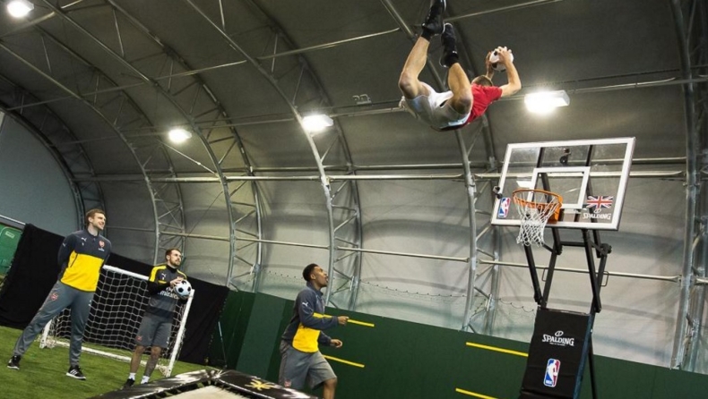 «Χάζεψαν» με τους Dunkin Devils στην Άρσεναλ! (pics & vid)