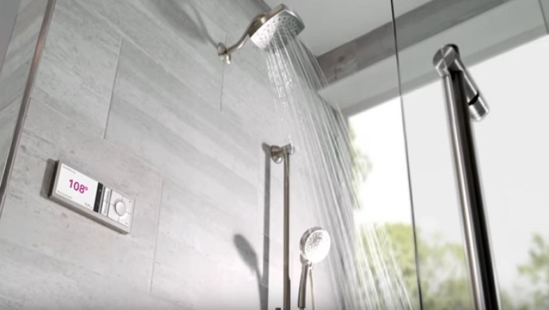 Η εφαρμογή που ζεσταίνει το νερό στο ντουζ από το κινητό σου! (vid)