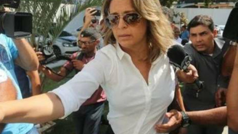 H γυναίκα του Έλληνα πρέσβη λέει στην απολογία της «είμαι θύμα»