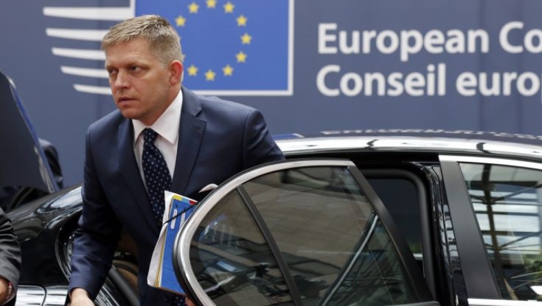 Φίτσο: Σταματήστε να κάνετε δημοψηφίσματα που απειλούν την ΕΕ