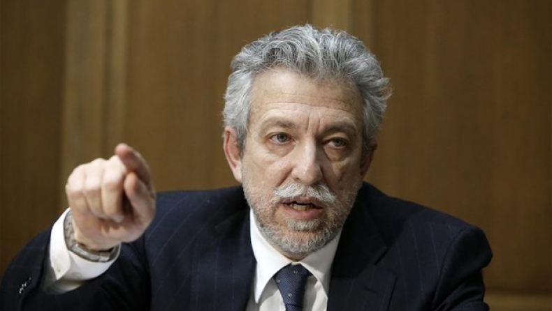 Άγρια κόντρα Κοντονή - Χρυσής Αυγής για το Πέραμα (vid)