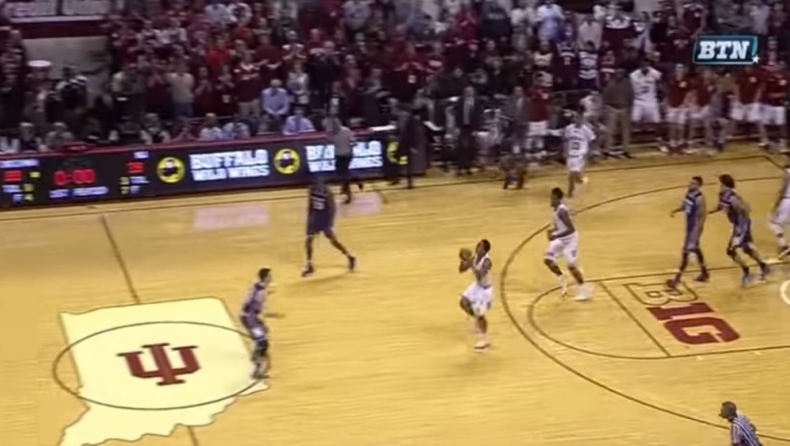 Τρελό buzzer beater στο κολεγιακό πρωτάθλημα! (vid)