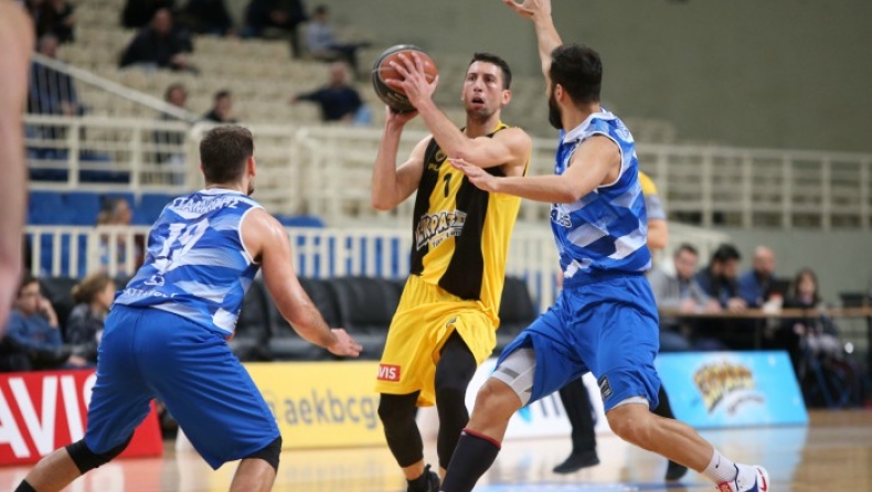 Εσείς ρωτάτε, ο Ούκιτς απαντάει (pic)