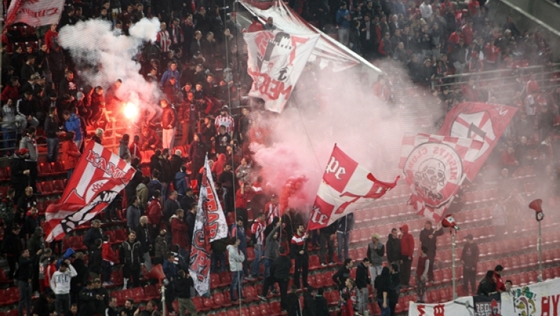 Μαζική γιούχα για Μπέντο και συνθήματα για Τσόρι!