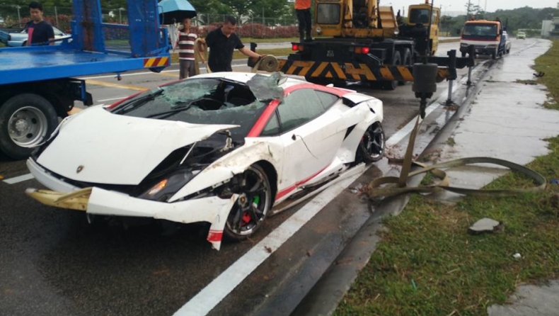Γι' αυτό δεν κάνεις δώρο μία Lamborghini στον 18χρονο γιο σου! (vid & pics)