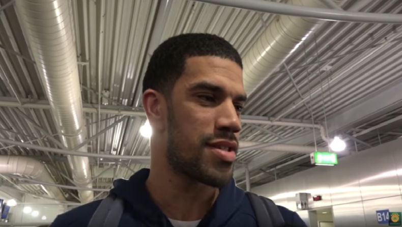 Ο «γέρος» Φώτσης και ο... καλός συγκάτοικος Χαραλαμπόπουλος (vid)