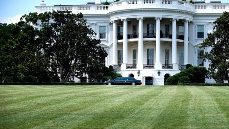 Ο Λευκός Οίκος προσπαθεί να πατάξει τις διαρροές στα ΜΜΕ