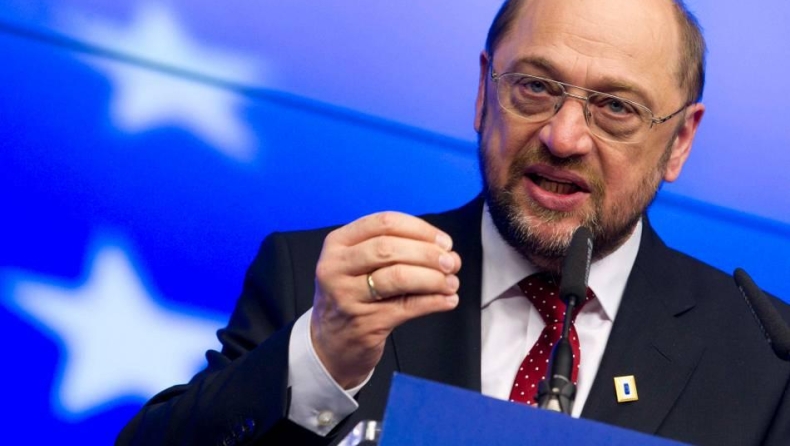 Σουλτς: Όποιος φλερτάρει με το Grexit παίζει με τη διάσπαση της Ευρώπης
