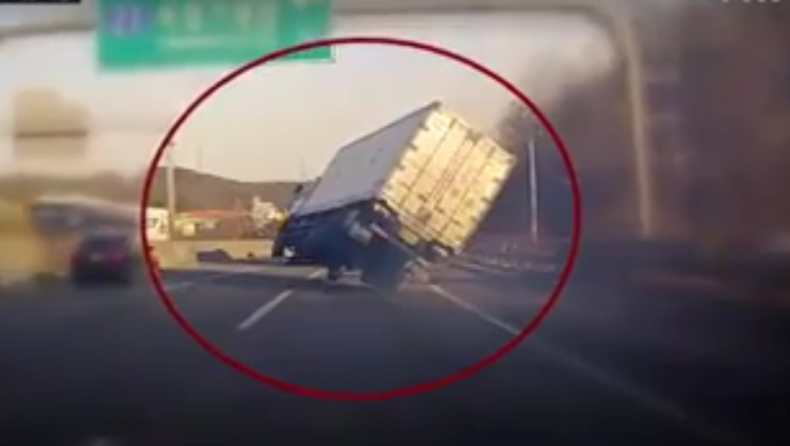 Τέτοιο σώσιμο, απλά δεν γίνεται (video)