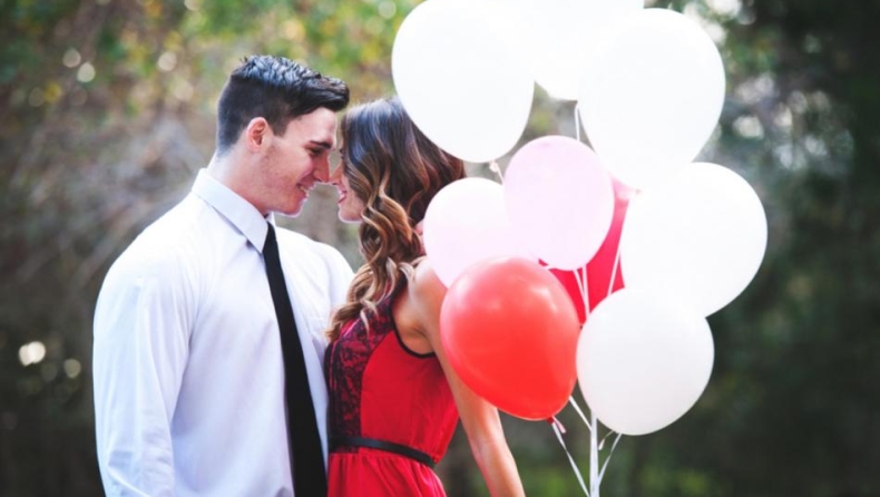 Τέλος ο Άγιος Βαλεντίνος στο Πακιστάν!