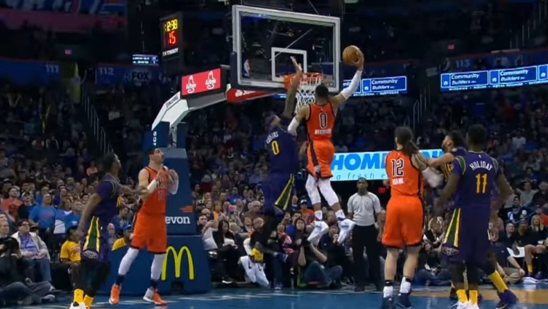 Η καρφωματάρα του Ουέστμπρουκ στην κορυφή του ΤΟΡ-10 (vid)