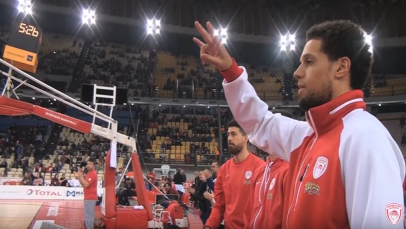 Η επιστροφή του Χάκετ στο ΣΕΦ (vid)