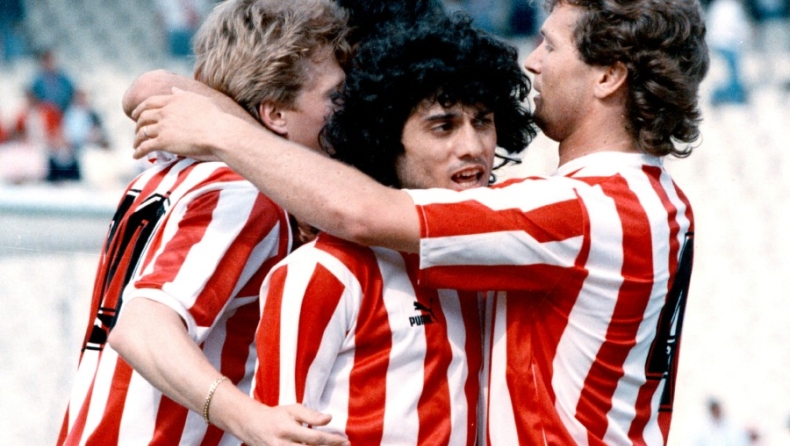 «Γι' αυτό δεν έπαιρνε πρωτάθλημα στα πέτρινα χρόνια ο Ολυμπιακός»