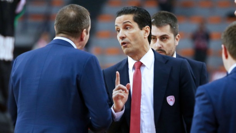 Ένταση Σφαιρόπουλου - Μπλατ! (vid)