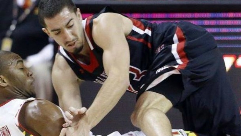 Στον τελικό με buzzer beater το πανεπιστήμιο του Αγγέλου! (vids)