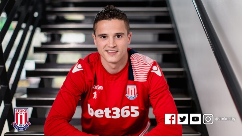 Ανανέωσε στη Στόουκ ο Αφελάι