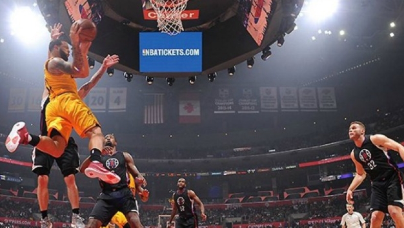 Κλίπερς-Καβαλίερς 108-78