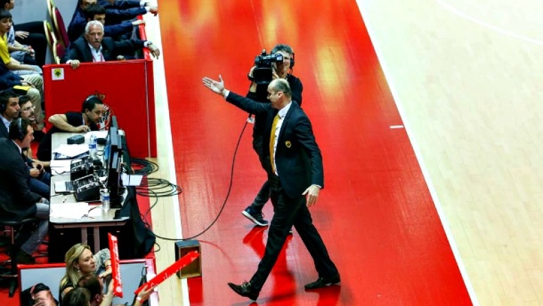 Αποβλήθηκε ο... έξαλλος Ζντοβτς! (vid)