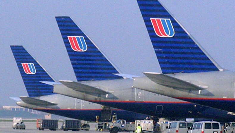 United Airlines: 10.000 δολάρια σε όποιον παραχωρεί τη θέση του