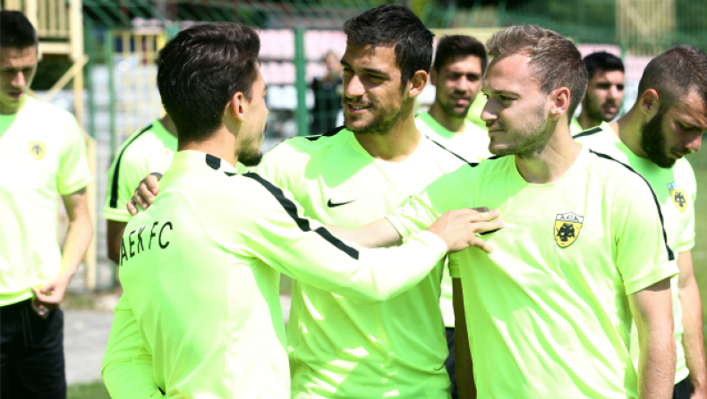 Ανανεώνουν Λαμπρόπουλος και Μπακάκης