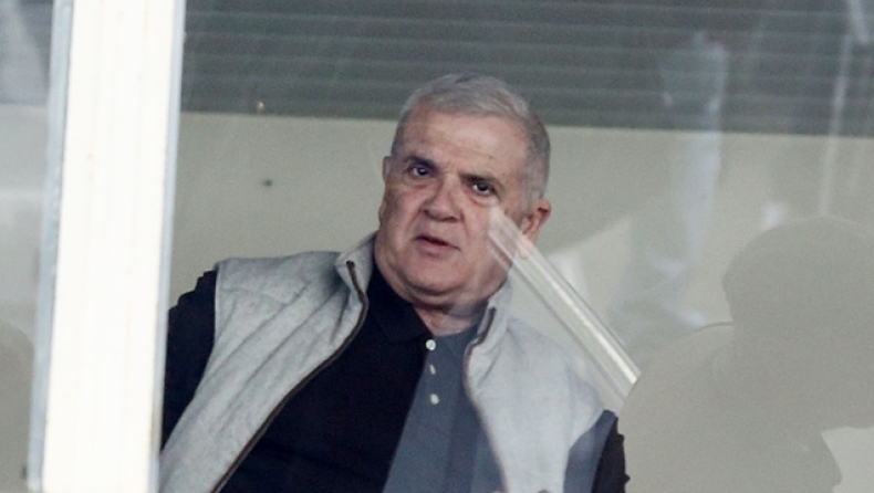 Στα αποδυτήρια ο Μελισσανίδης