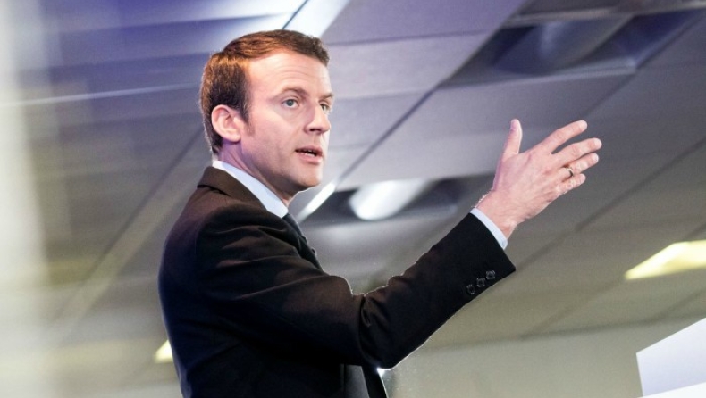 Οι σοσιαλιστές και οι συντηρητικοί στηρίζουν Μακρόν