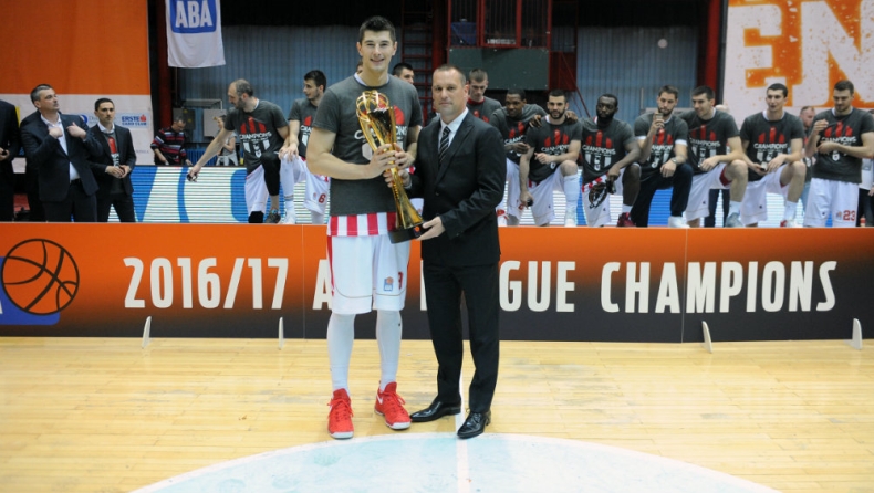 Μίτροβιτς, ο άρχοντας των δαχτυλιδιών! (pic)