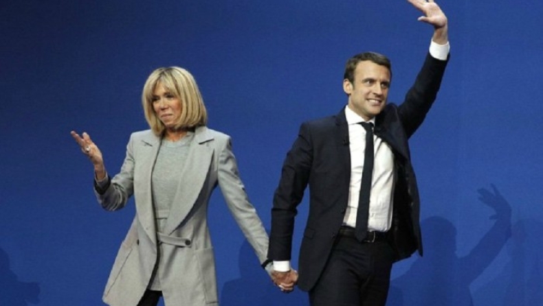 Όταν ο 15χρονος Μακρόν φίλησε τη 40χρονη καθηγήτρια που έγινε η γυναίκα της ζωής του (vid)