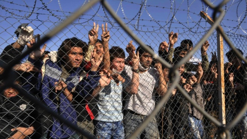 H ιταλική βουλή ενέκρινε οριστικά τον νέο νόμο για το μεταναστευτικό