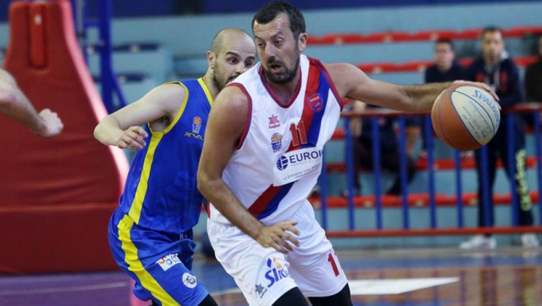 Μίχαλος: «Για το... πρωτάθλημα στο Κερατσίνι»