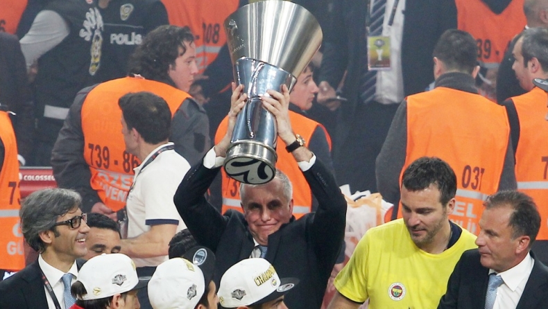 Ομπράντοβιτς: «Κομβικά τα δύο παιχνίδια στο ΟΑΚΑ»