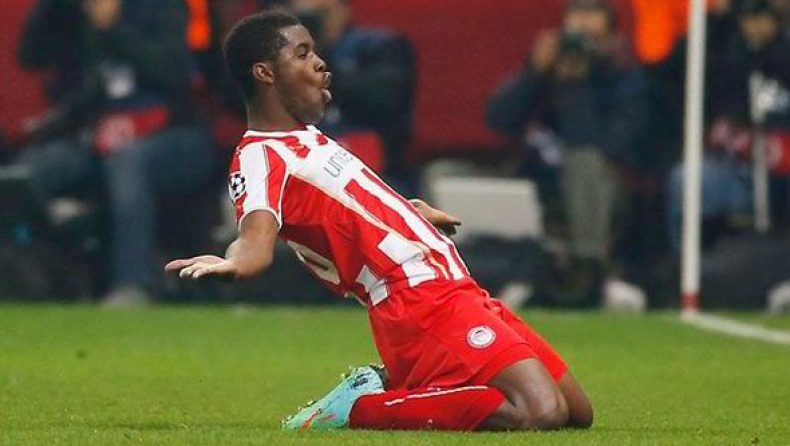 Πάντα στο μυαλό των ανθρώπων του Ολυμπιακού ο Κάμπελ (vid)