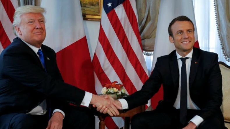 Η διπλωματία της... χειραψίας μεταξύ των Τραμπ-Μακρόν (pic)