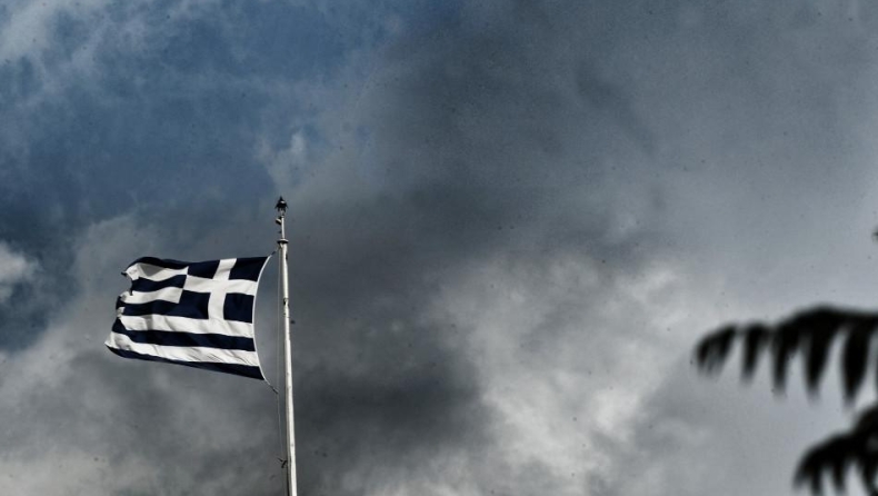 Στο «βάλτο» της ύφεσης για έξι μήνες η ελληνική οικονομία