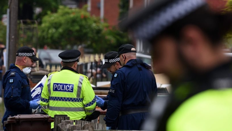 Ελεύθεροι οι τρεις ύποπτοι για την επίθεση στο Μάντσεστερ