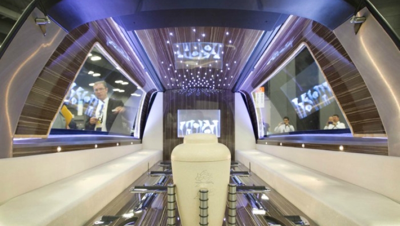 Γέμισε... φέρετρα η Θεσσαλονίκη (pics)