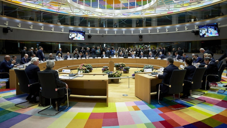Δύο σενάρια στο τραπέζι του Eurogroup για χρέος και πλεόνασμα
