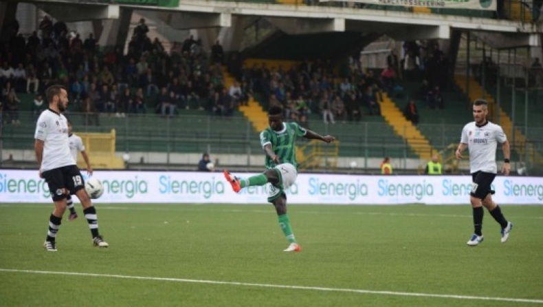 «'Πετάει' για Ελλάδα ο Καμαρά»