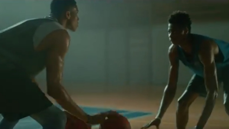 O Αντετοκούνμπο εξηγεί «τι είναι το μπάσκετ» σε μια διαφήμιση ΕΠΟΣ! (vid)