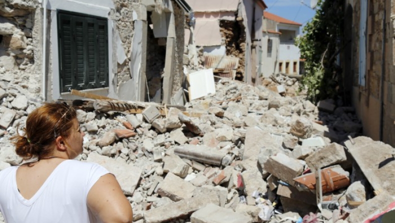 Λέσβος: 350 άνθρωποι είναι άστεγοι μετά το σεισμό (pics)