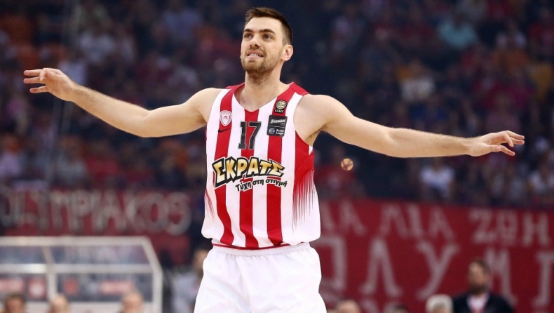 Μάντζαρης: «Ήμασταν πολύ κακοί, κρατάμε τη νίκη»