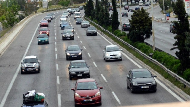 Δεύτερες σκέψεις μετά το αλαλούμ με τα ανασφάλιστα αυτοκίνητα