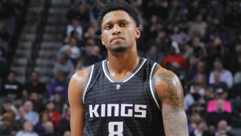 Free agent ο Ρούντι Γκέι