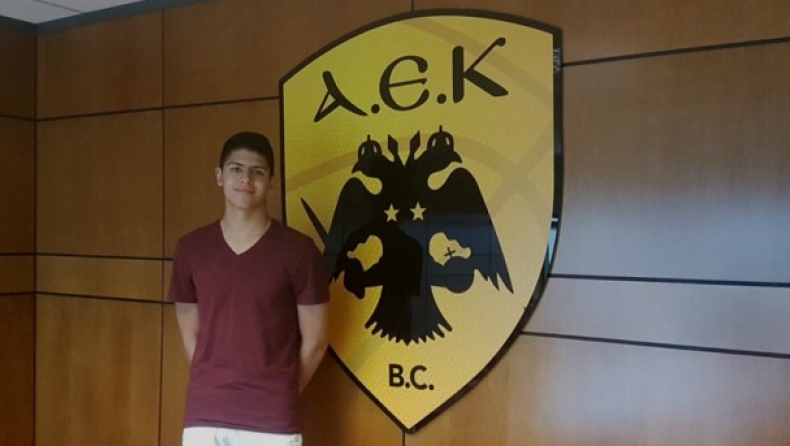 Συνεχίζει το παιδομάζωμα η ΑΕΚ