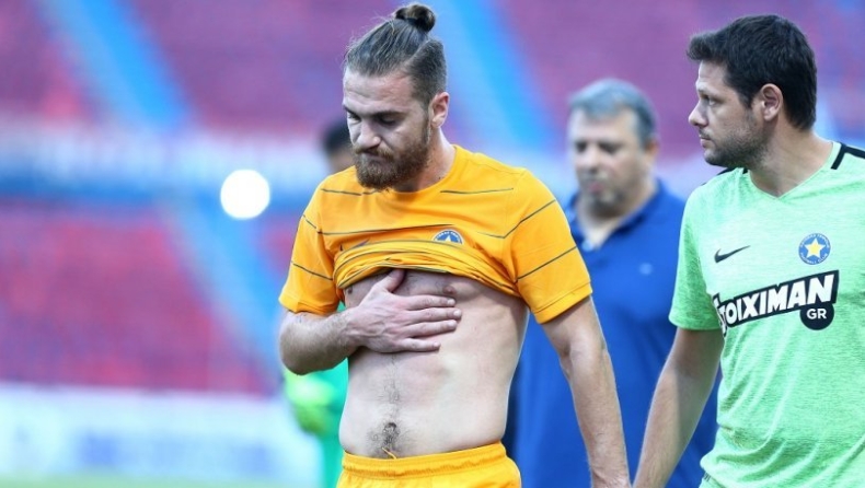 Σε άδεια ο Δημούτσος