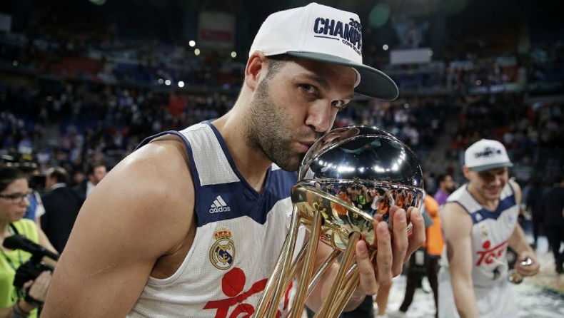 Για πάντα στη Ρεάλ ο Ρέγιες!