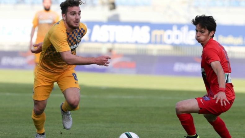 Αποχωρεί ο Δημούτσος