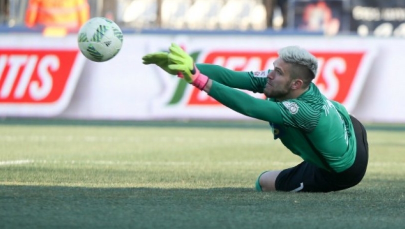 Απών ο Πασχαλάκης