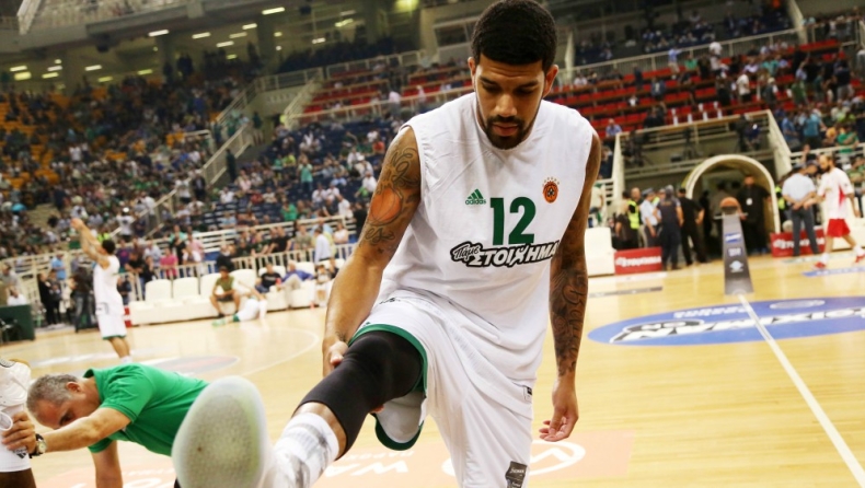 Δεν σταματάει τις προπονήσεις ο Φελντέιν! (vid)