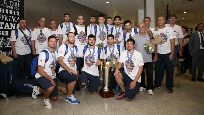 Η άφιξη των πρωταθλητών Ευρώπης! (pics)